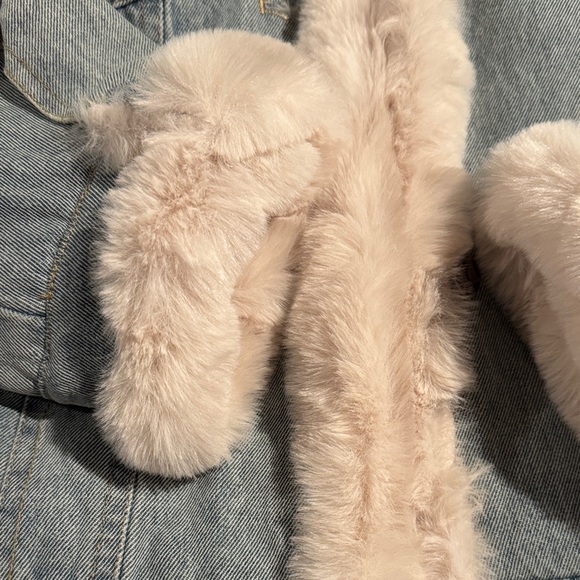 Love Token Light Blue Denim Jacket with Cream Fur Trim - Picture 4 of 5